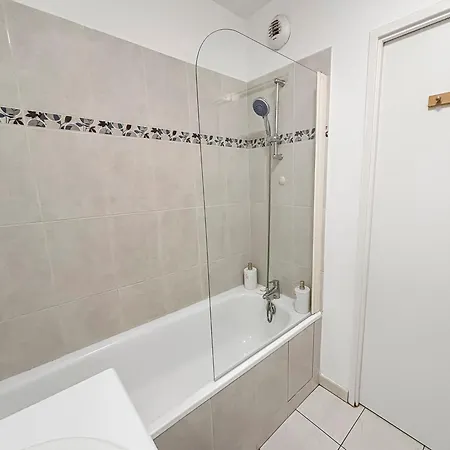 Apartamento Fairyhome Parking Prive Proche *