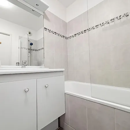 Fairyhome, 8 Min Paris & Parking Prive Apartament